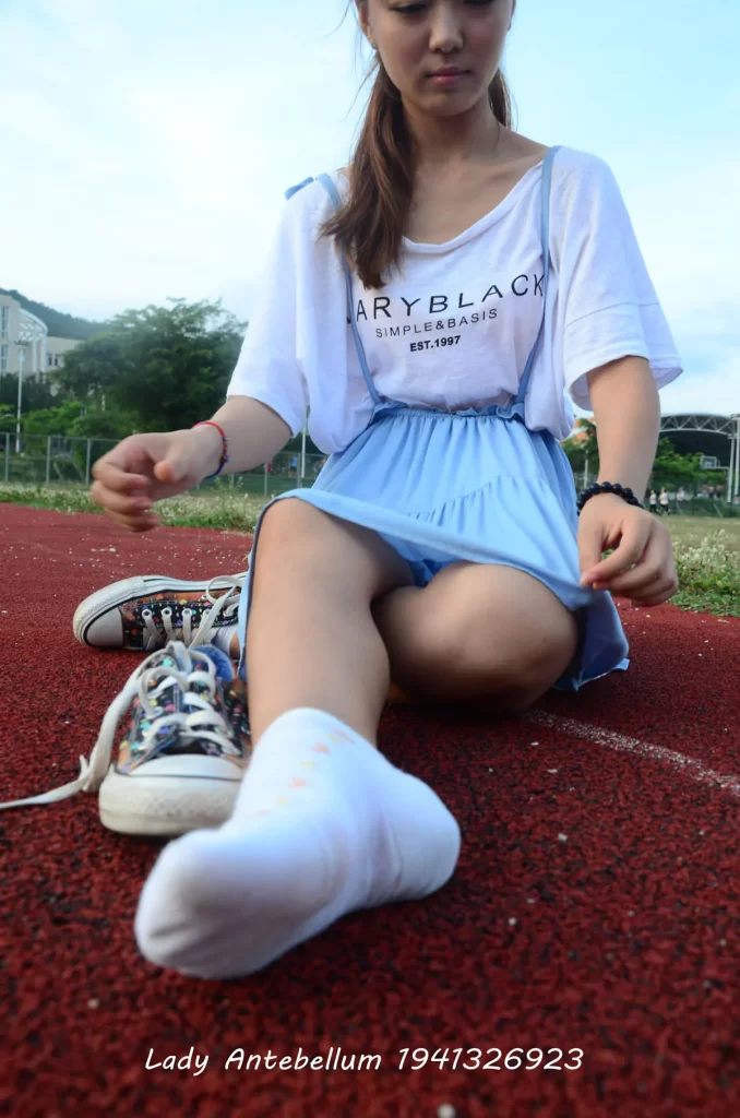 图片[18]-[合集]恋足系列《战前女神》套图143期+特辑+封山之作打包[32.6G]-名站图库