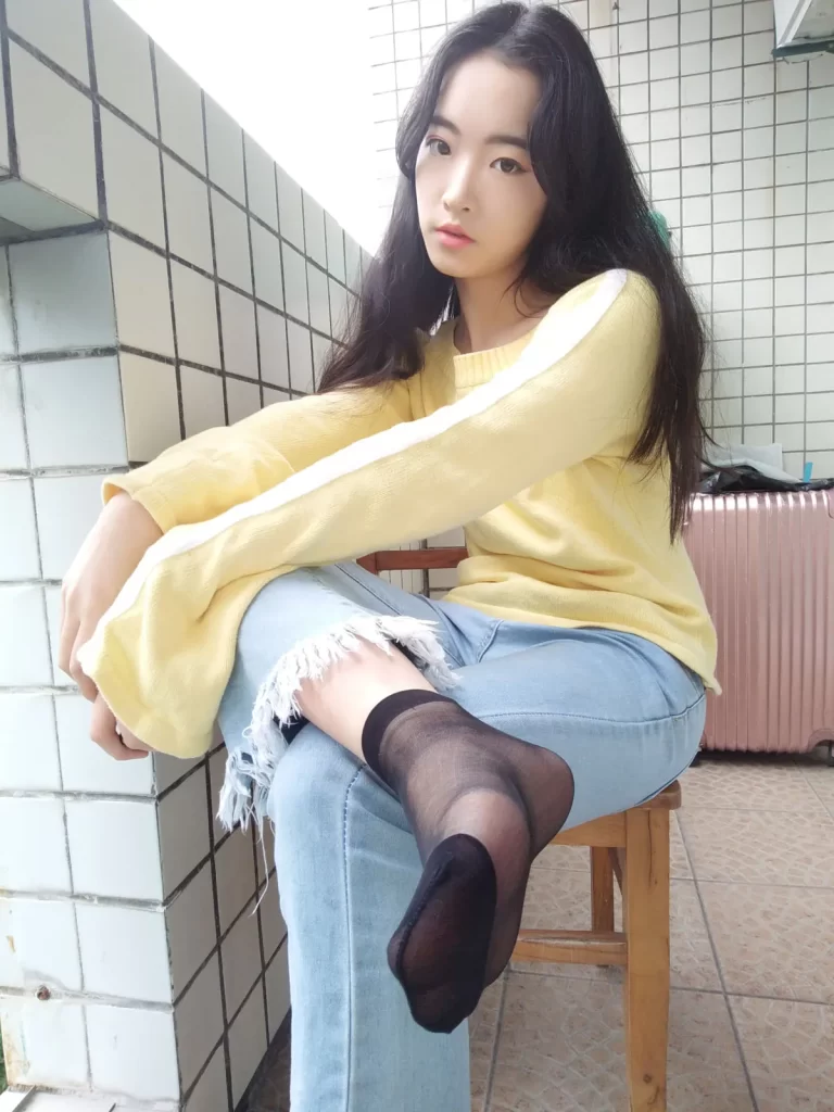 图片[10]-[合集]学妹校园寝室丝短袜美脚全套42期，大小8.38G-名站图库