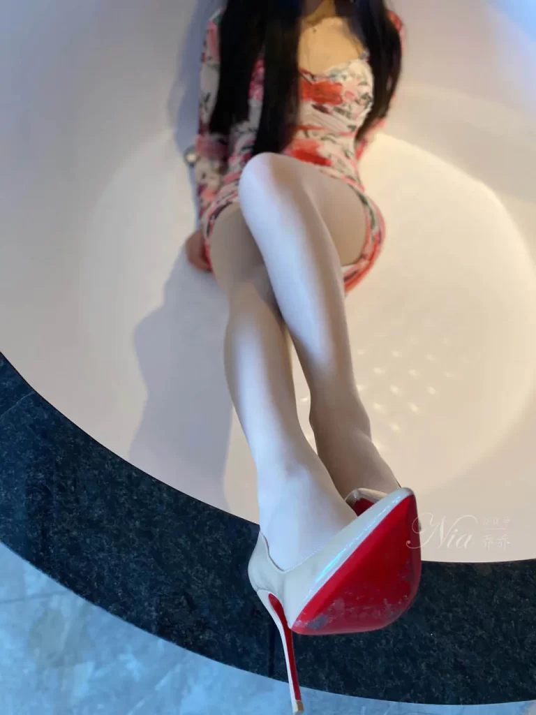 图片[10]-[合集]美脚博主《安乔乔》全套47期及视频[26G]-名站图库