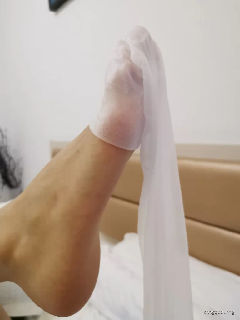 图片[2]-鱼鱼足影 – 全套足袜写真&视频[91期-2024.8]-名站图库