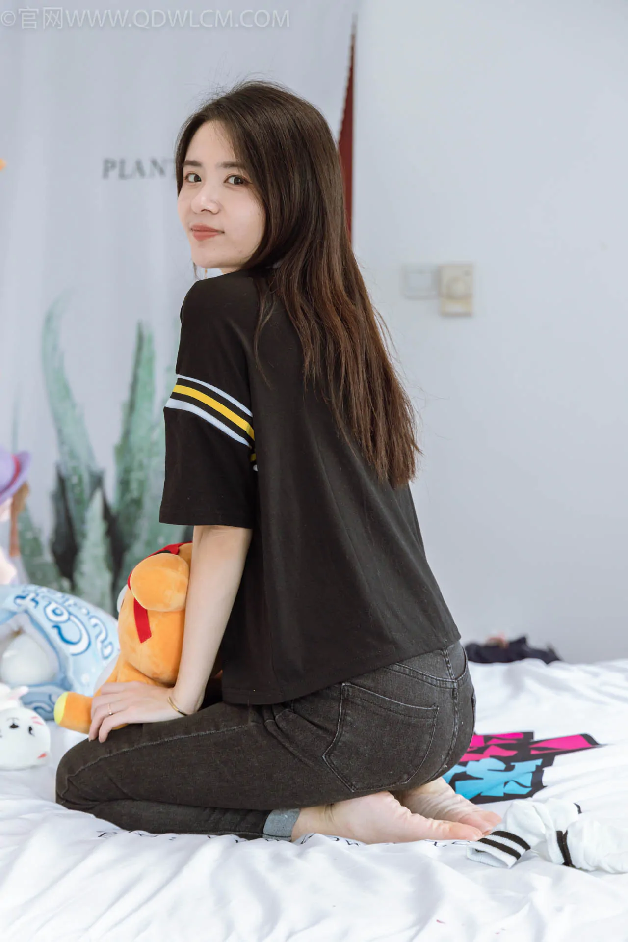 物恋传媒写真合集，美腿丝袜控必看 – 全套2302期(+2)含4K原版视频[10636G-2025.5]-名站图库