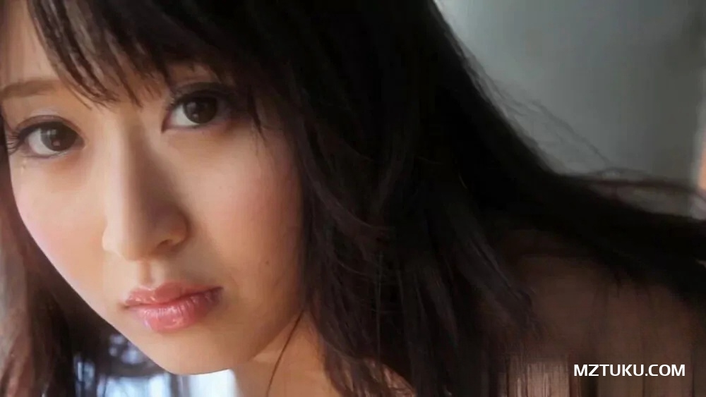 日系桃奶美优[Graphis] Gals – Arisa Misato 美里有紗[4v-1.12G]-名站图库