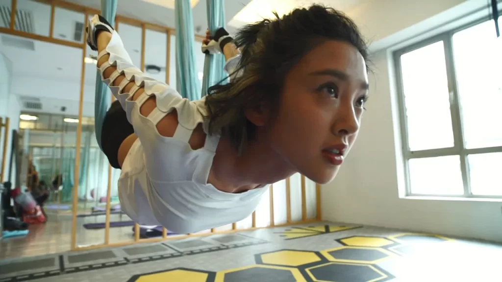 图片[8]-[明星]唐艺昕近距离拍摄瑜伽紧身高清视频[2v-3.95G-1080P]-名站图库