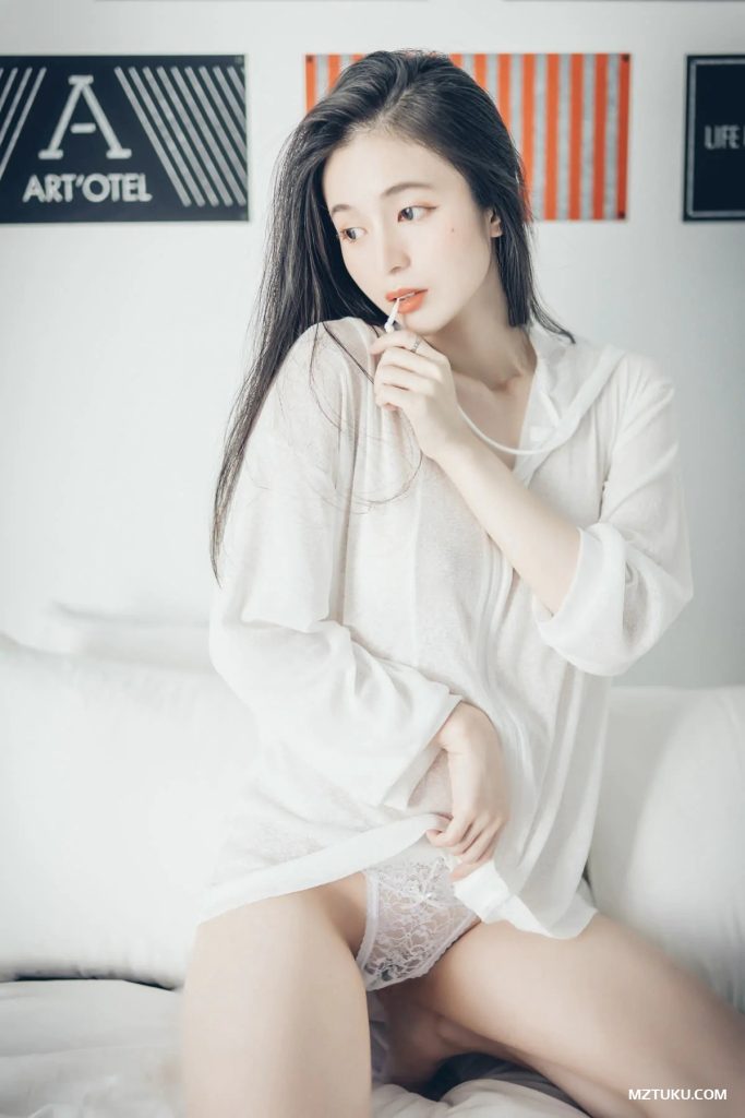 图片[14]-辰辰ChenChen(JVID) – 内购私拍无水7套[2024更新]-名站图库