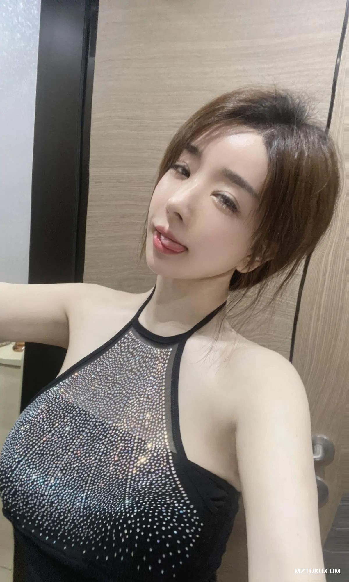 雨儿酱eve – 内购无水印合集[8期-2025.2]-名站图库