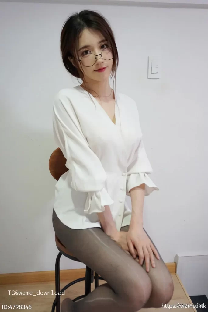 图片[2]-轩子巨二兔(轩子巨2兔) – 微密圈套图&视频[25套-2025.11]-名站图库