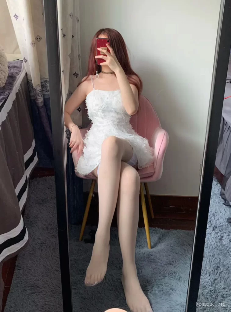 图片[4]-提袜少女 – 朋友圈收费系列套图&视频-名站图库