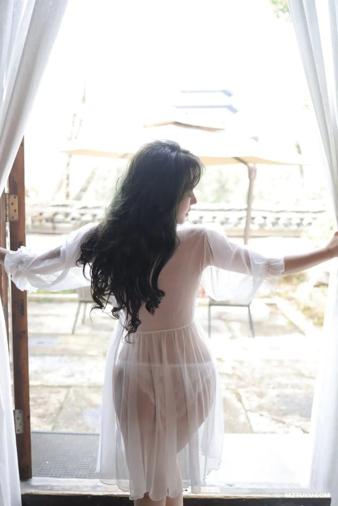 图片[1]-沈思怡 – 内购无水印合集[3套-2025.2]-名站图库