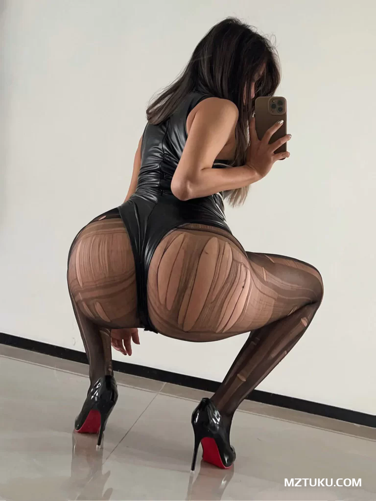 图片[6]-黑饱宝 – 微密圈图片&视频[6期-2025.5]-名站图库