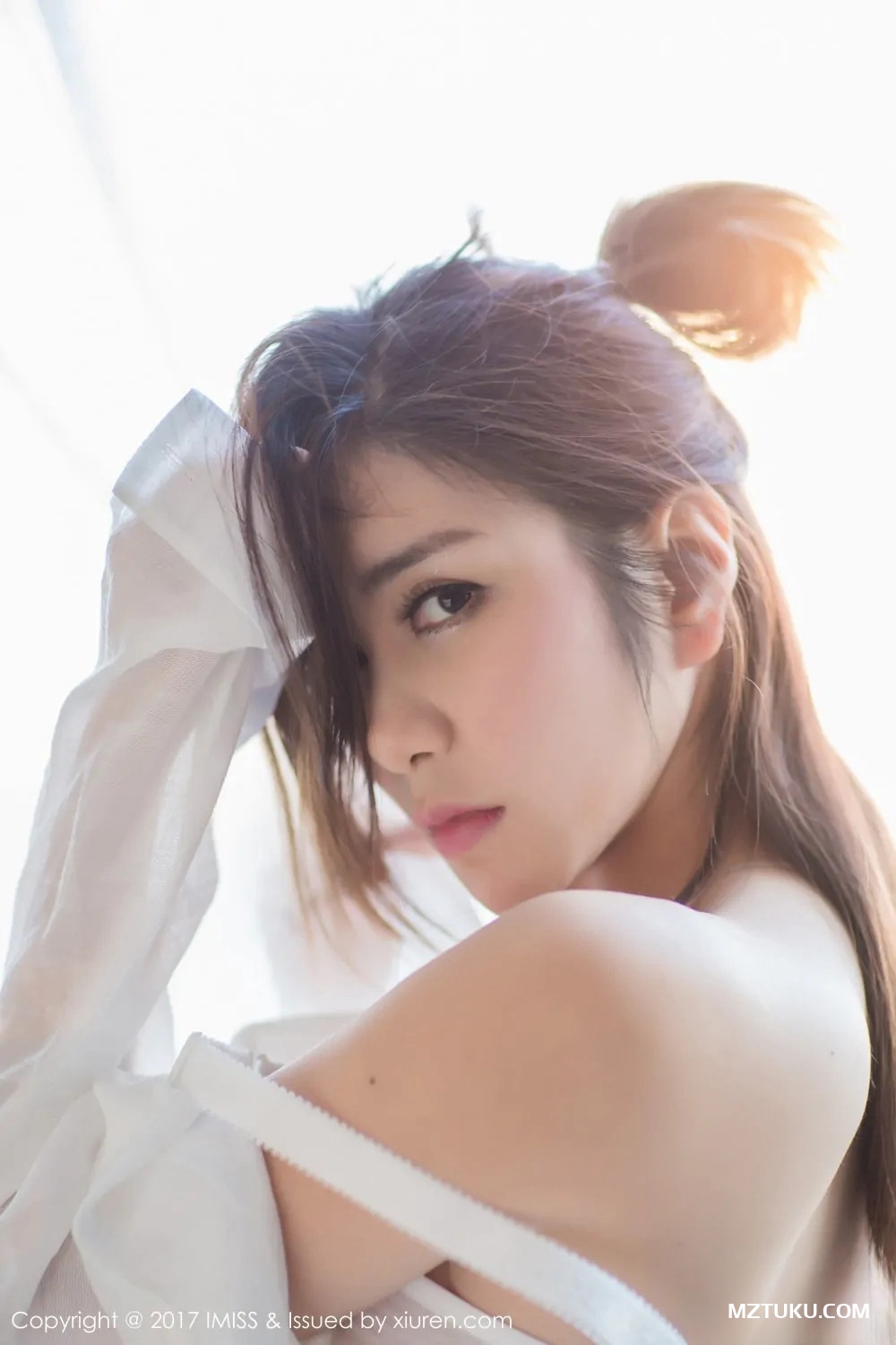 李李七七喜喜 全集包括15套图+3视频，大小5.49G-名站图库