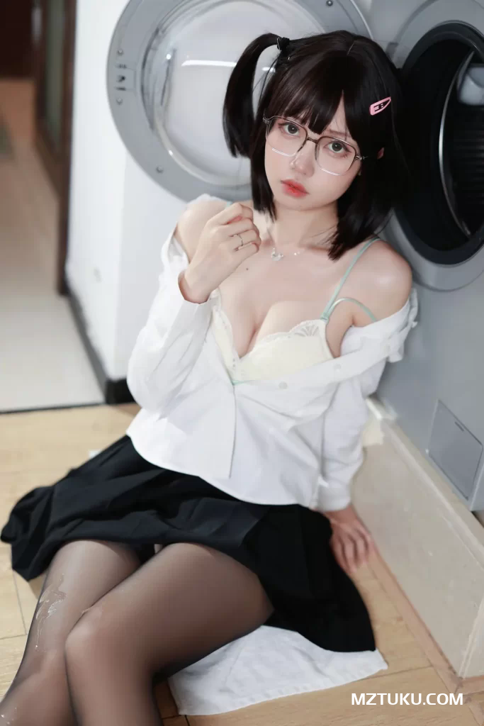 图片[1]-洛桑w伊梓 – 全套20期&随包视频[5.2G]-名站图库